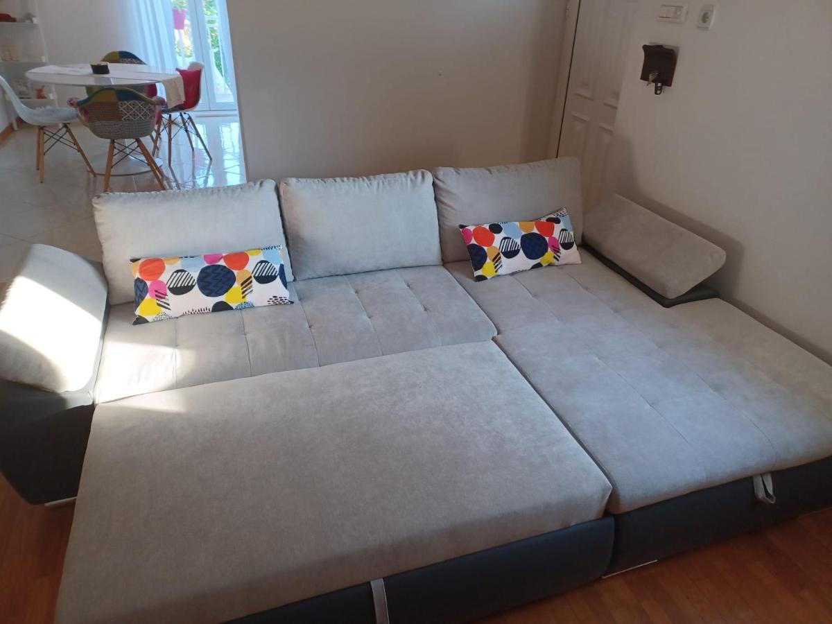 Big apartment with garden Solin Kamer foto